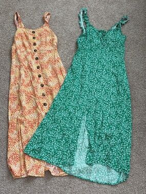 2 for 1! Beautiful Japna Sun Dresses - Women's Mediums - Ruched Back Front Slit